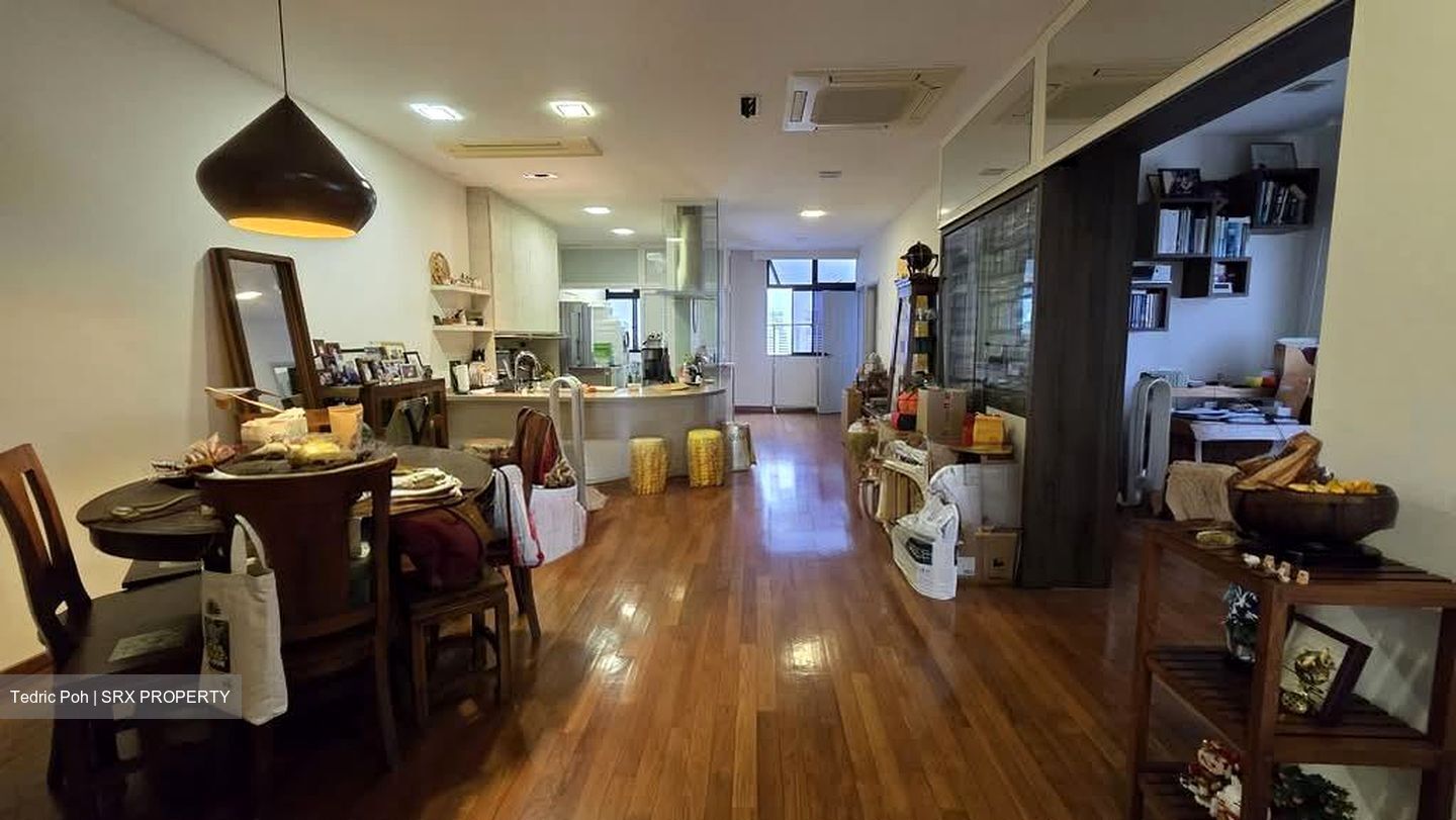 The Summit (D16), Condominium #550400251